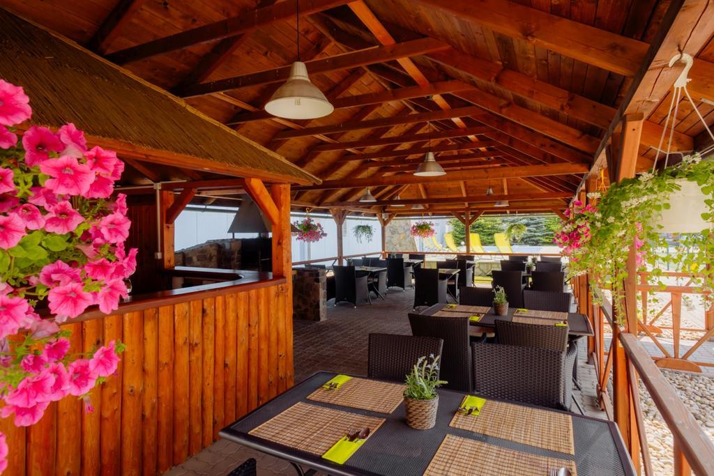 Hotel Tenis Zvolen Bagian luar foto
