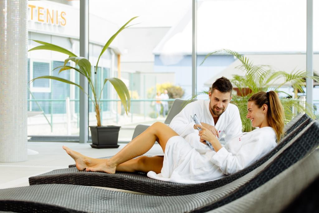 Hotel Tenis Zvolen Bagian luar foto
